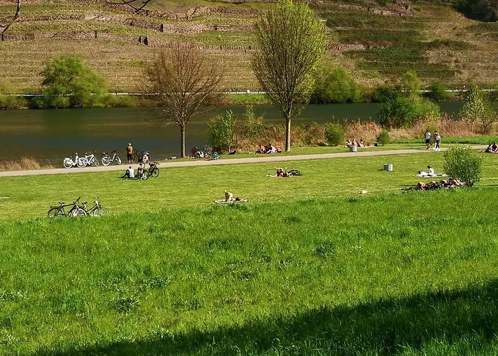 Malefi 2 Am Guelser Moselbogen Apartman *